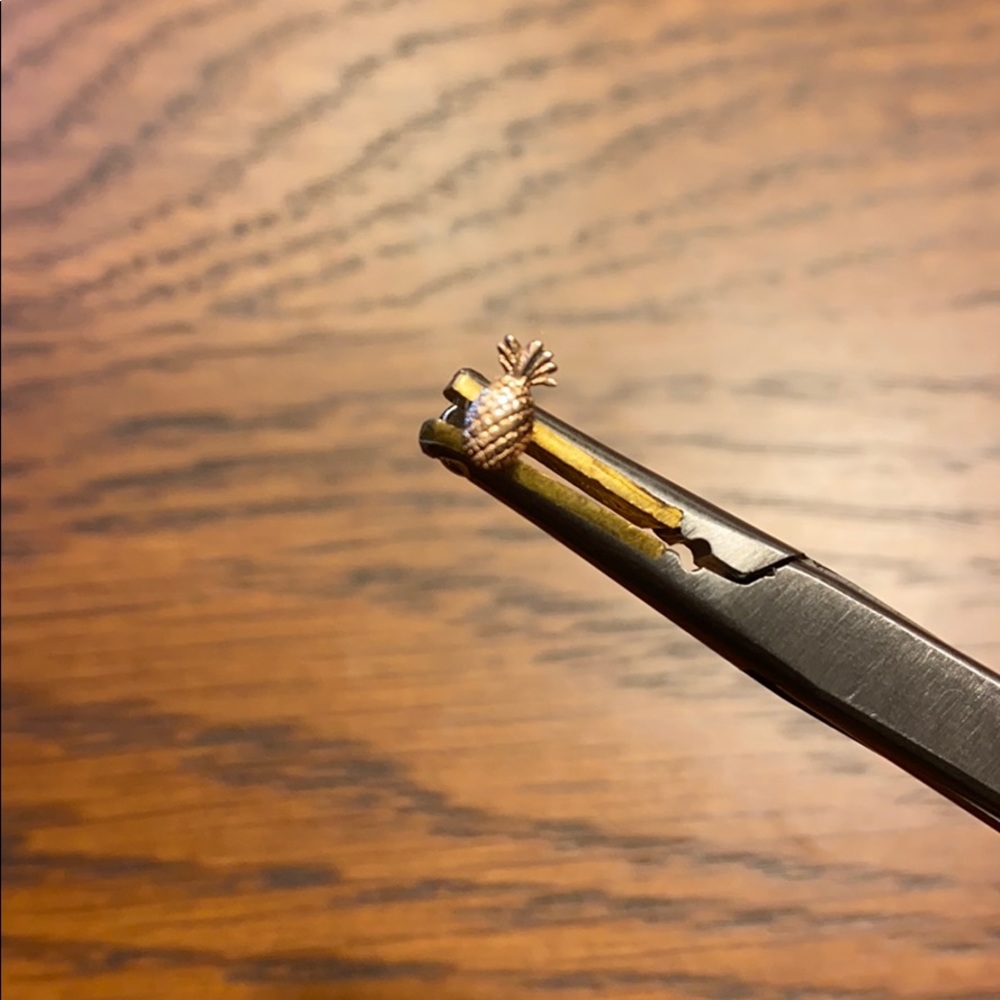 BVLA pineapple rose gold, 16g with labret